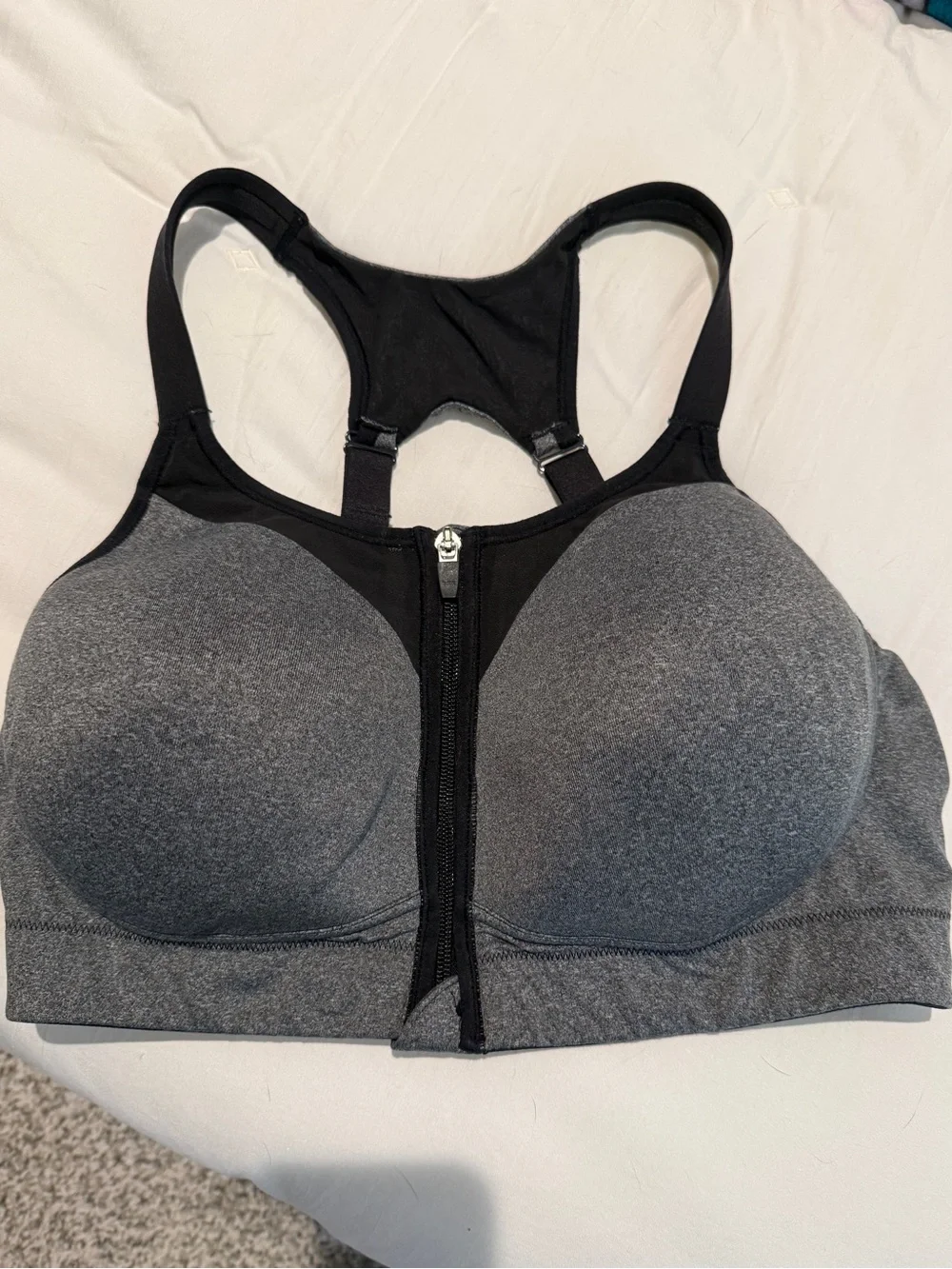 CALIA by Carrie Underwood Gray and Black Front-Zip High Support Sports Bra